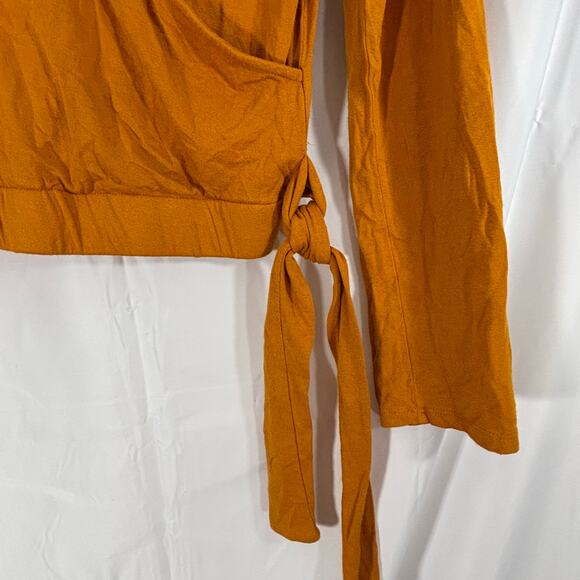 Ivoire Mustard Faux Wrap V-Neck Blouse Women’s Size Medium – Fall Fashion Top - Picture 4 of 5